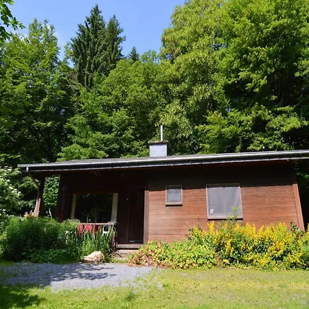 Forest With Ponds, Cleaning Included 木屋
