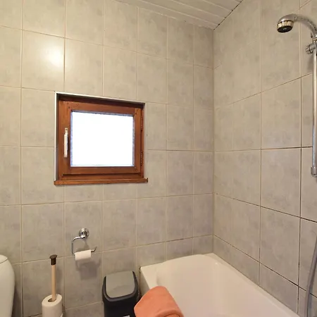 Chalet Detached Chalet In Lovely Hiking Region , Cleaning Included *